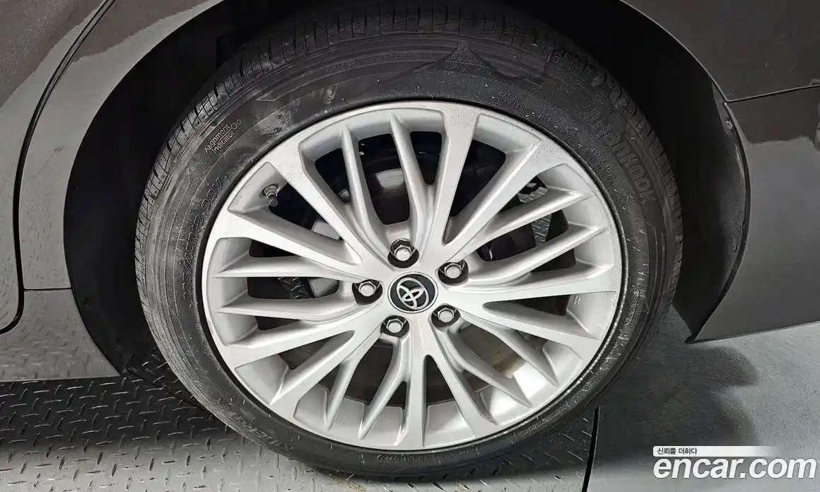 Toyota Camry 2018 2.5 гидро, фото 5