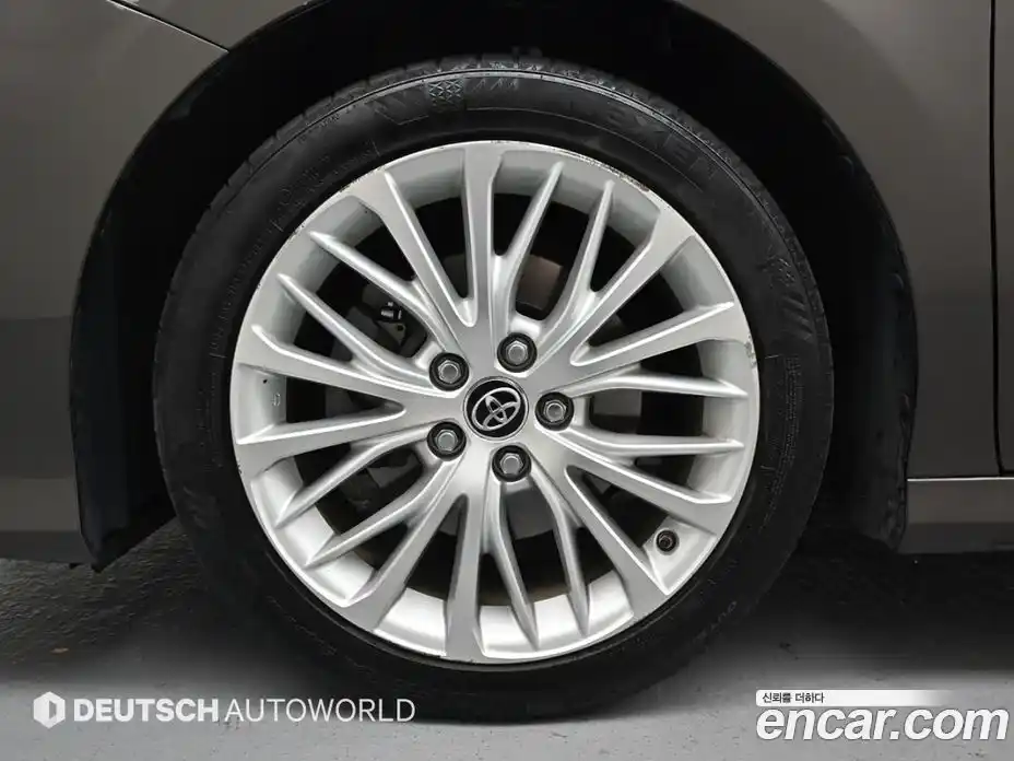 Toyota Camry 2018 2.5 гидро, фото 5