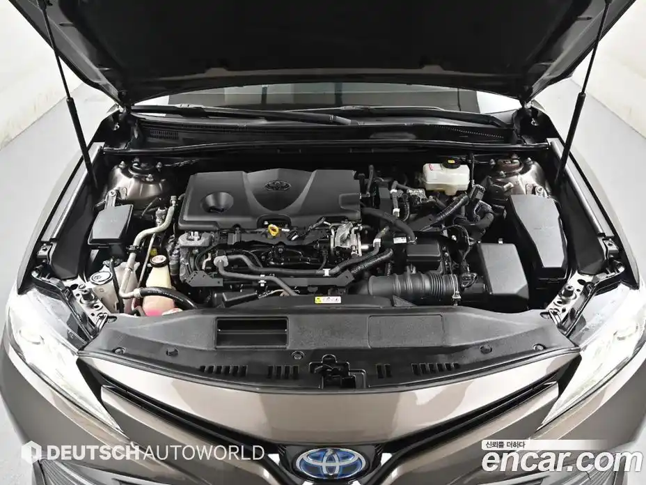 Toyota Camry 2018 2.5 гидро, фото 6
