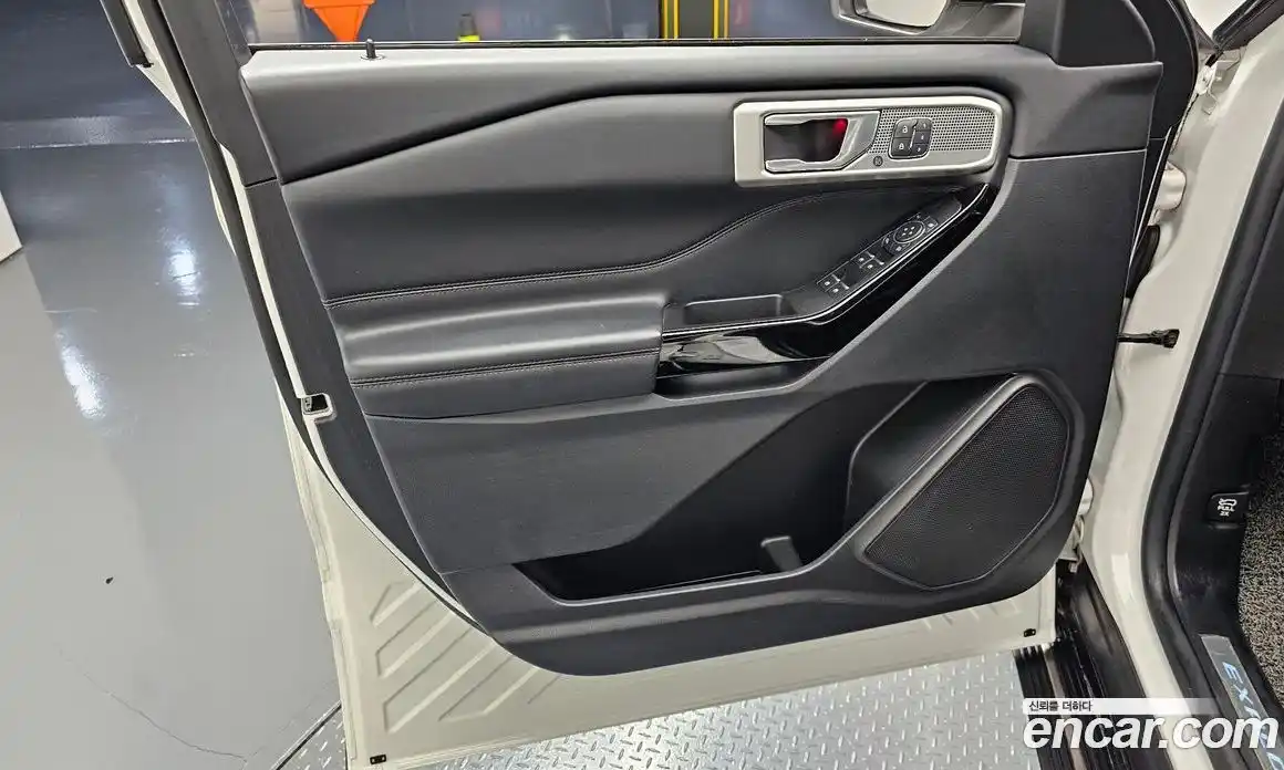 Ford Explorer 2021 3.0 автомат (гидро), фото 14