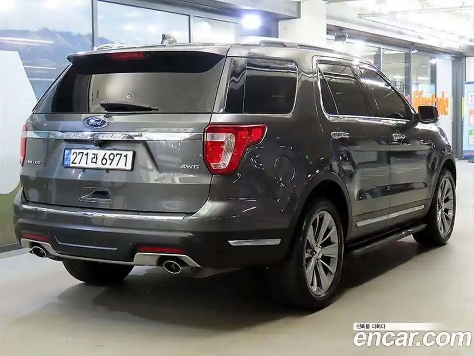 Ford Explorer 2018 3.5 автомат (гидро), фото 4