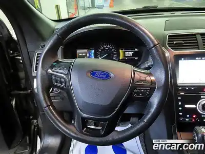 Ford Explorer 2018 3.5 автомат (гидро), миниатюра 8