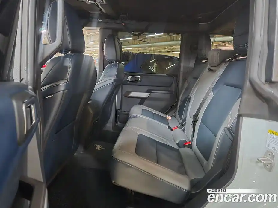 Ford Bronco 2024 2.7 автомат (гидро), фото 11