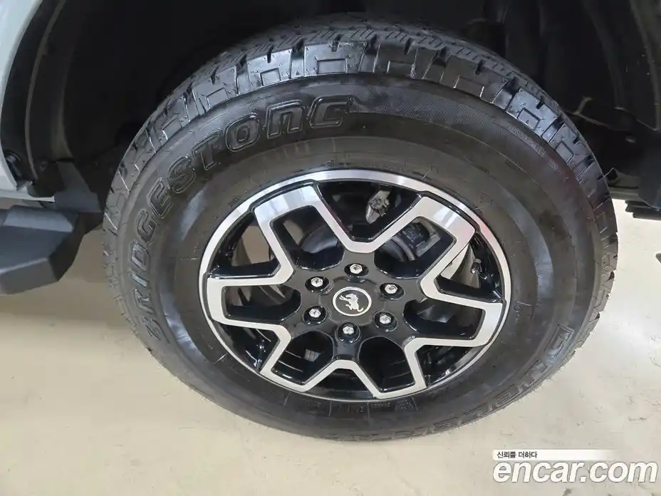 Ford Bronco 2024 2.7 автомат (гидро), фото 12