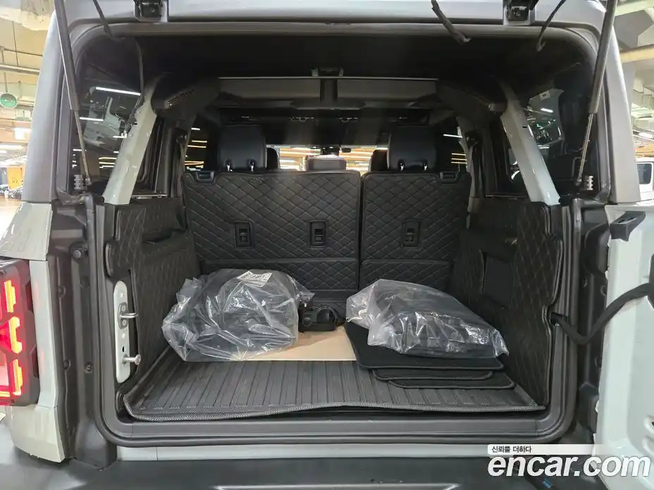 Ford Bronco 2024 2.7 автомат (гидро), фото 4