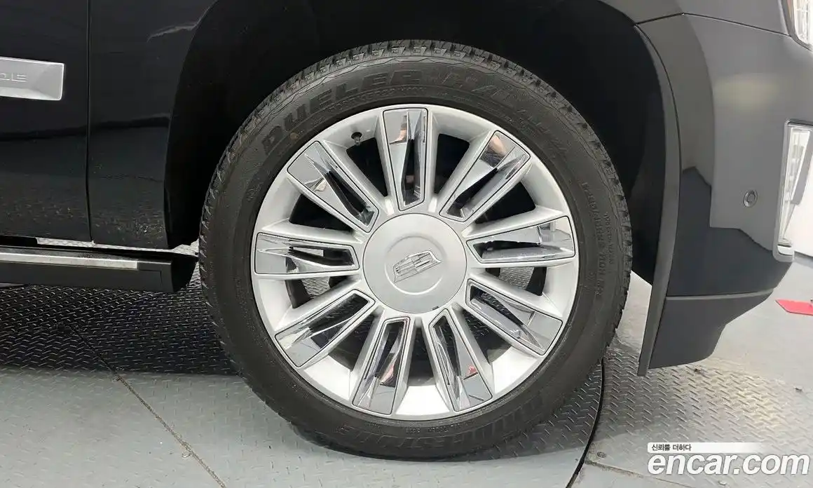 Cadillac Escalade 2020 6.2 гидро, фото 7