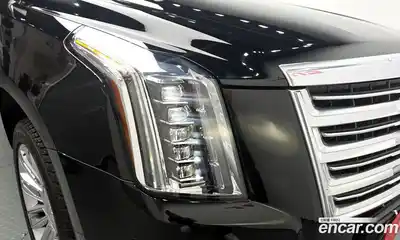 Cadillac Escalade 2020 6.2 гидро, миниатюра 8