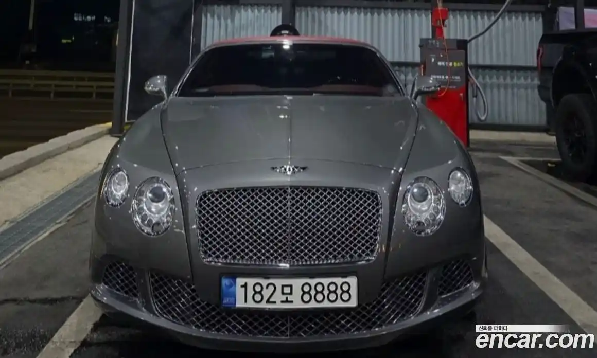 Bentley Continental 2012 6.0 гидро, фото 1