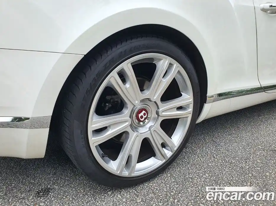 Bentley Continental 2015 4.0 гидро, фото 5