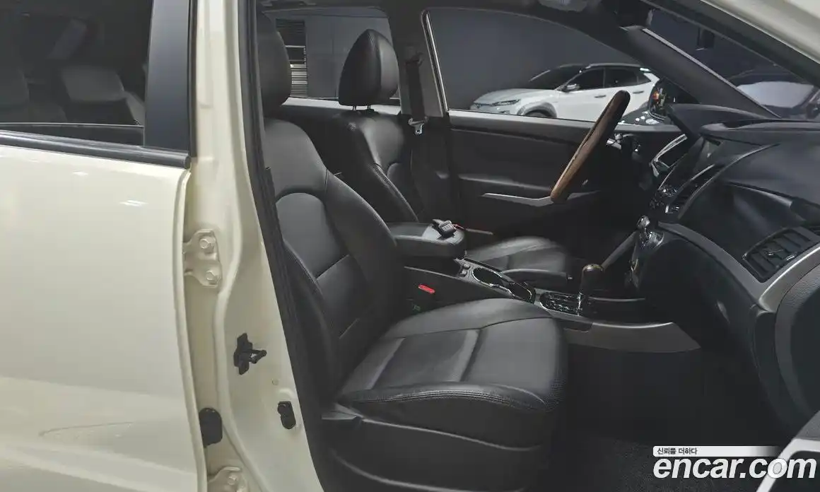 SsangYong Korando 2014 2.0 автомат (гидро), фото 10