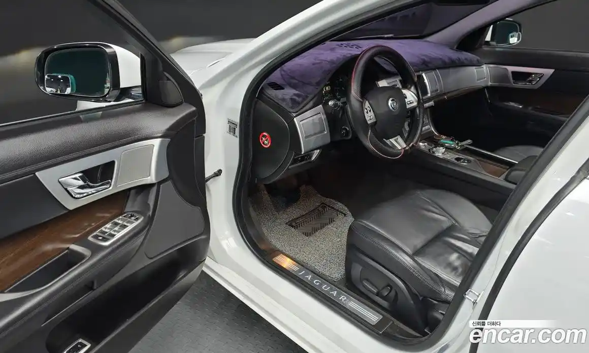 Jaguar XF 2013 2.2 гидро, фото 11