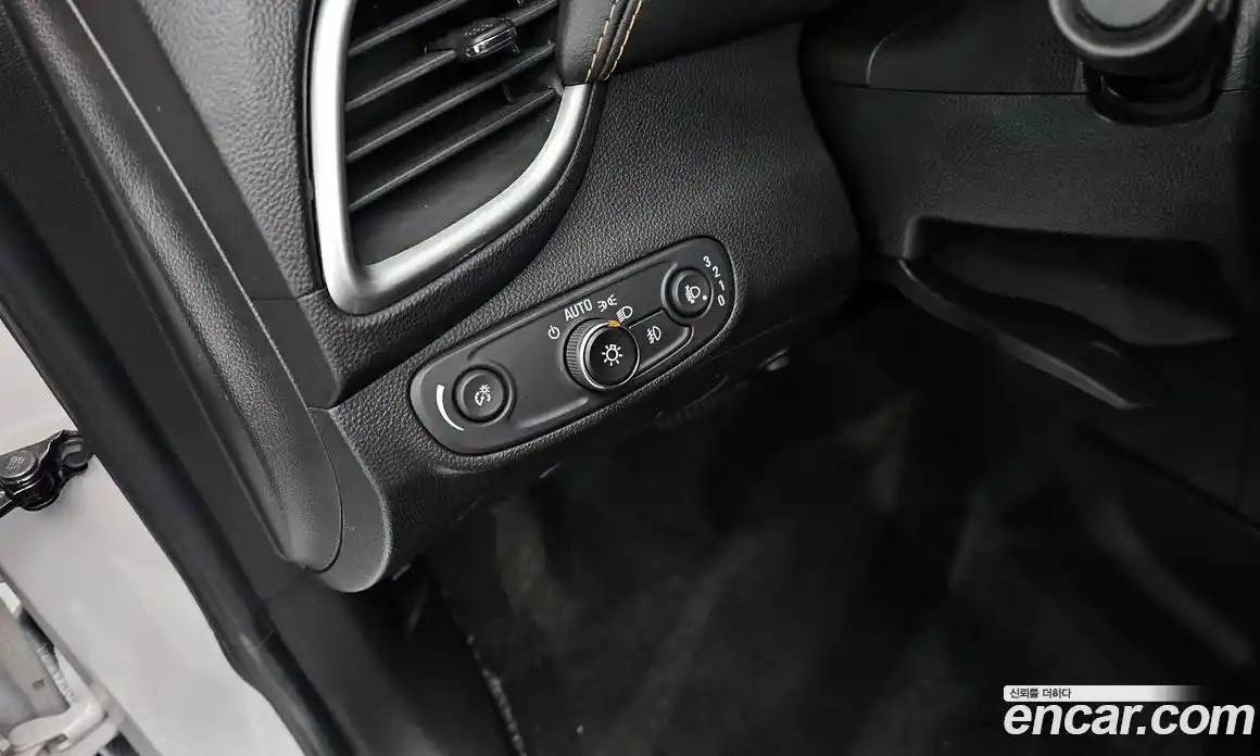 Chevrolet Trax 2020 1.4 автомат (гидро), фото 14