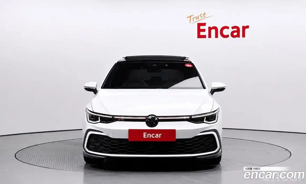 Volkswagen Golf 2024 2.0 автомат (гидро), фото 3