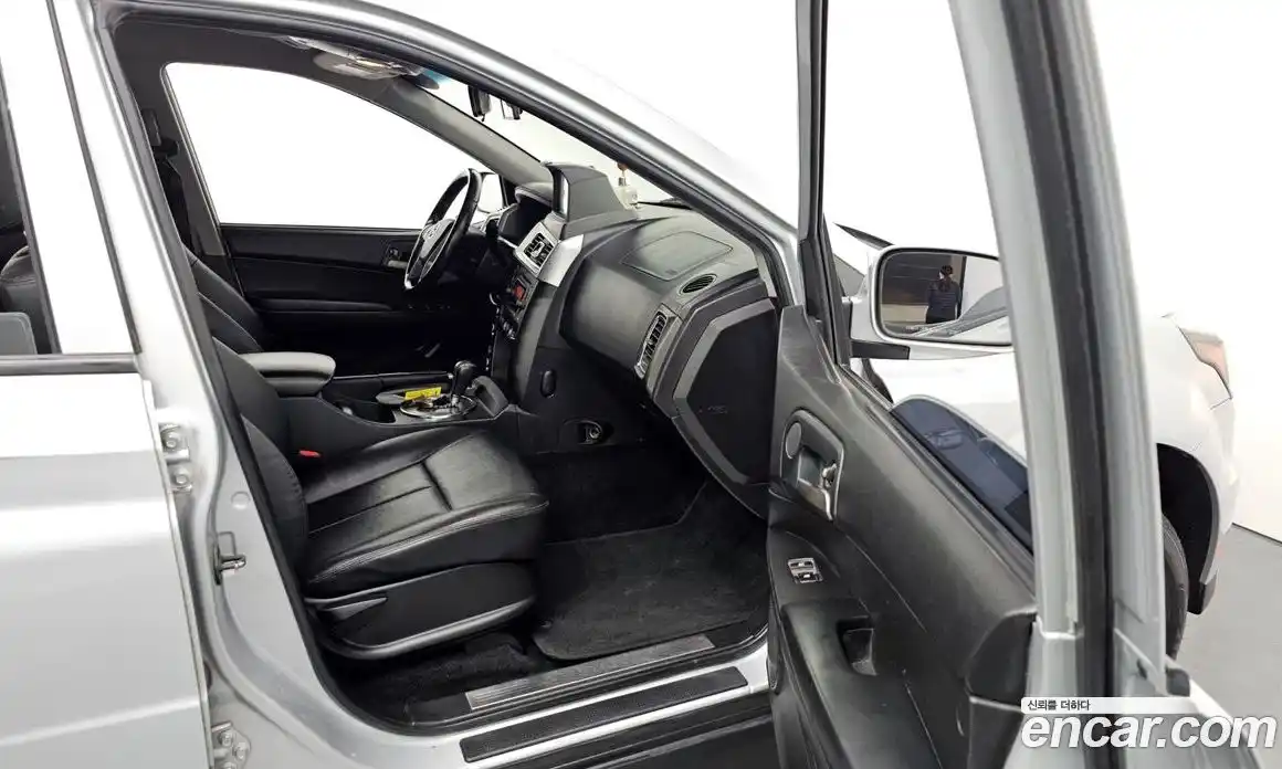 SsangYong Korando 2017 2.2 автомат (гидро), фото 11