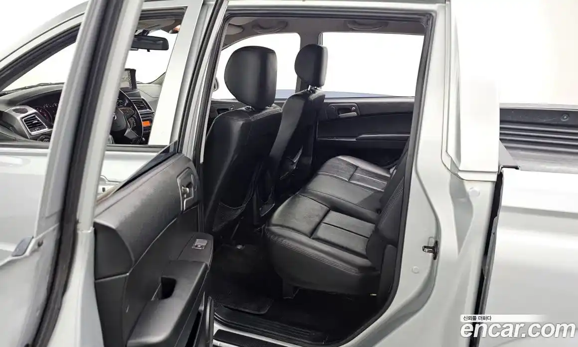 SsangYong Korando 2017 2.2 автомат (гидро), фото 12