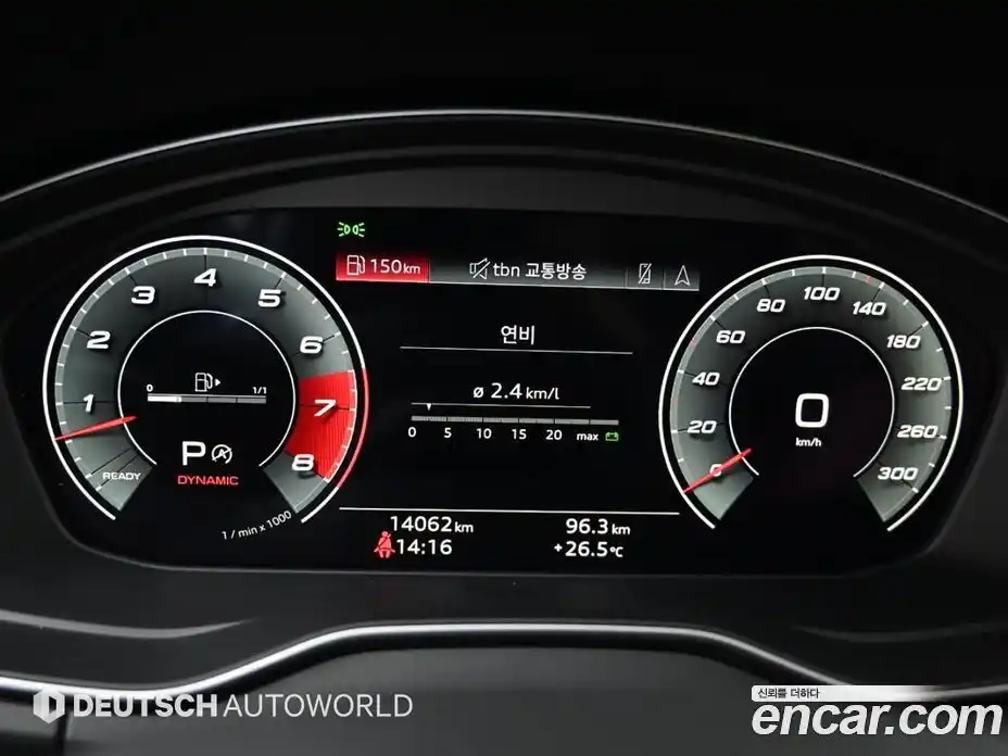 Audi SQ5 2023 3.0 автомат (гидро), фото 8
