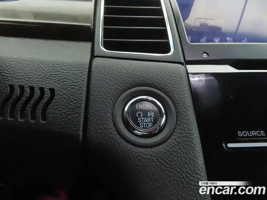 Ford Taurus 2016 2.0 автомат (гидро), фото 14