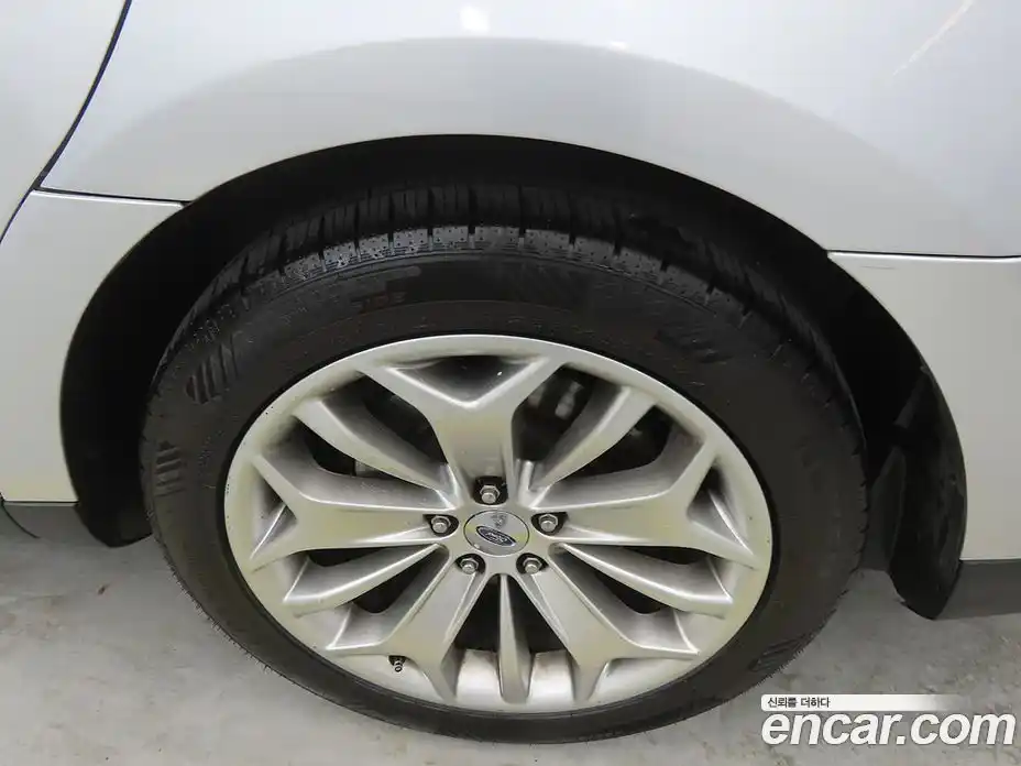 Ford Taurus 2016 2.0 автомат (гидро), фото 20