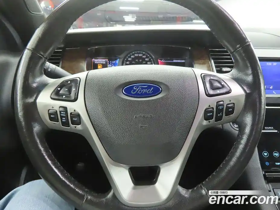 Ford Taurus 2016 2.0 автомат (гидро), фото 8
