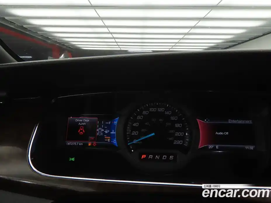 Ford Taurus 2016 2.0 автомат (гидро), фото 9