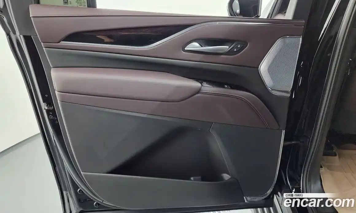 Cadillac Escalade 2024 6.2 гидро, фото 15