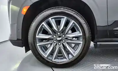 Cadillac Escalade 2024 6.2 гидро, миниатюра 5