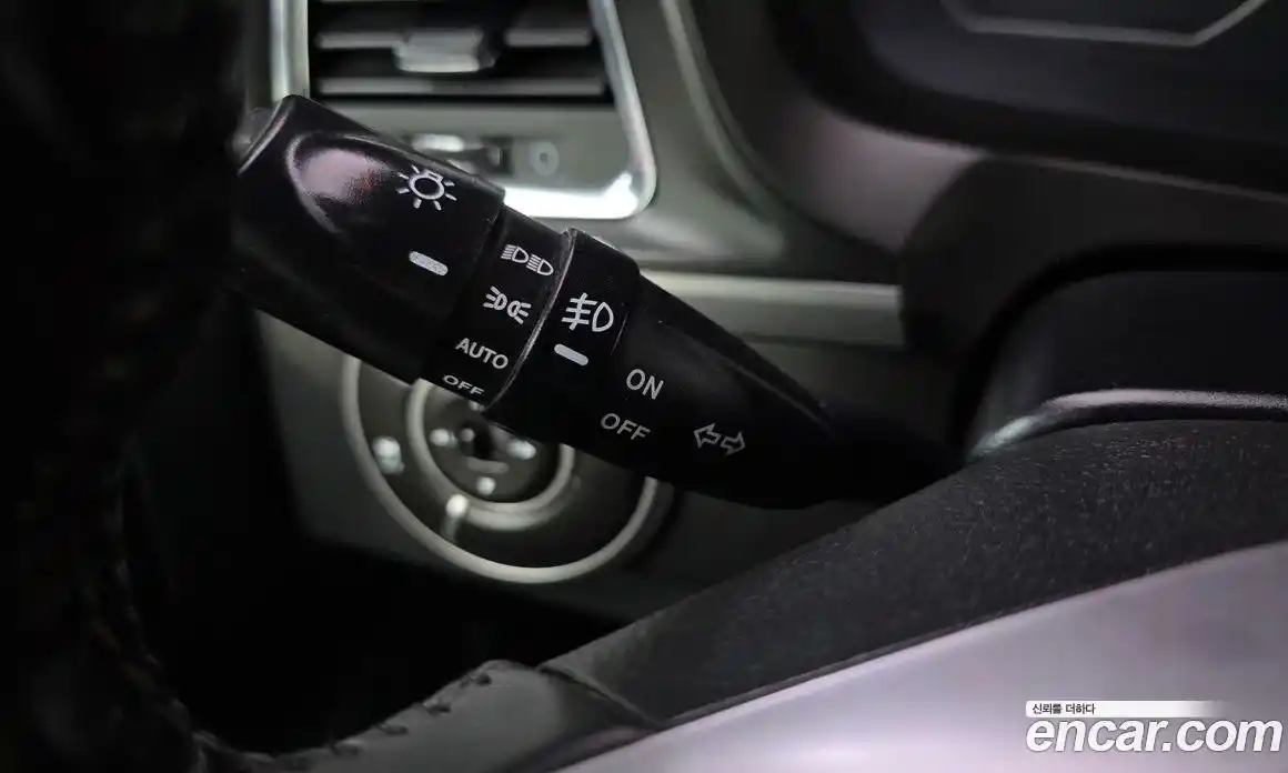 SsangYong Korando 2017 2.2 автомат (гидро), фото 13