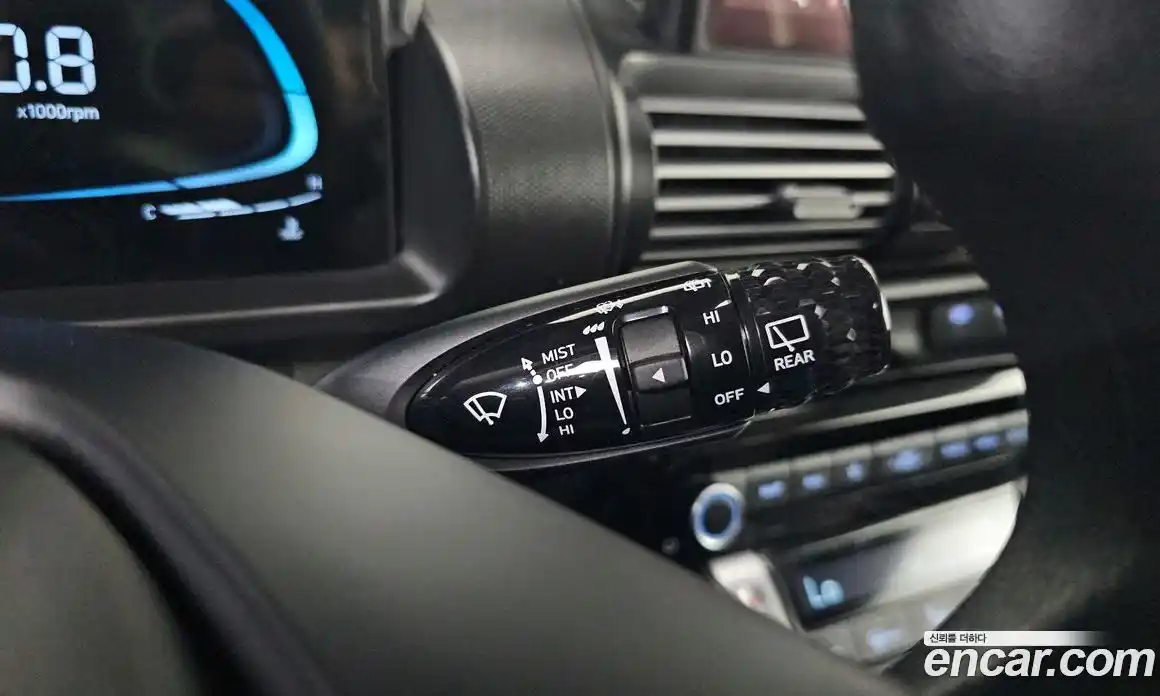 Hyundai Casper 2022 1.0 автомат (гидро), фото 28