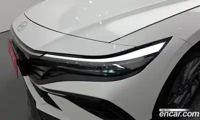 Hyundai Avante 2023 1.6 автомат (гидро), миниатюра 8