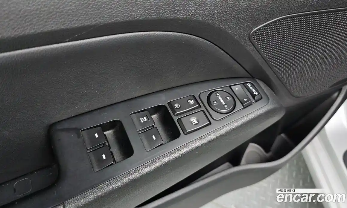 Hyundai Avante 2017 1.6 автомат (гидро), фото 25