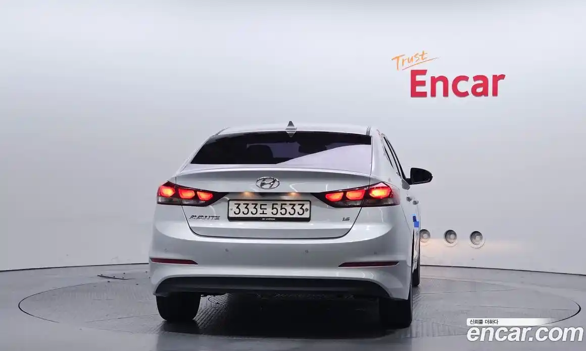 Hyundai Avante 2017 1.6 автомат (гидро), фото 4