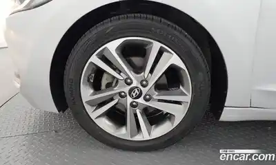 Hyundai Avante 2017 1.6 автомат (гидро), миниатюра 5