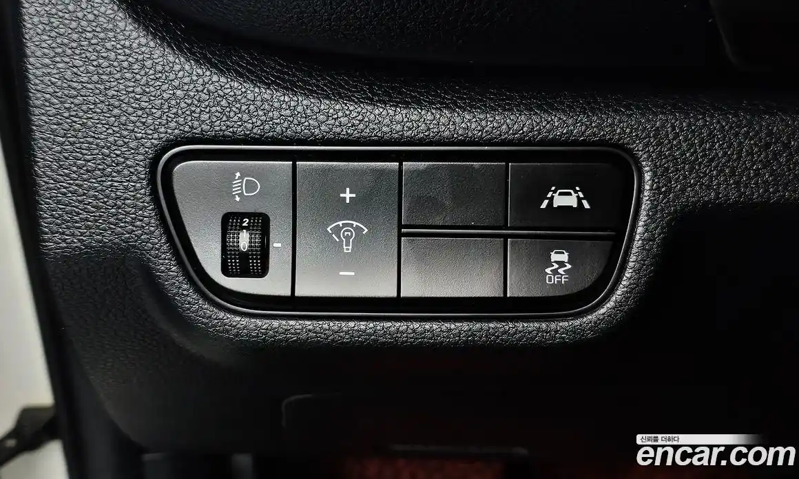 Kia Seltos 2020 1.6 автомат (гидро), фото 13