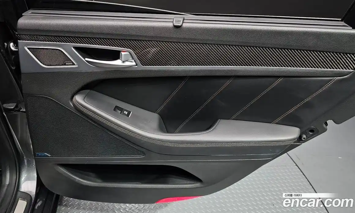 Genesis G80 2017 3.3 автомат (гидро), фото 15