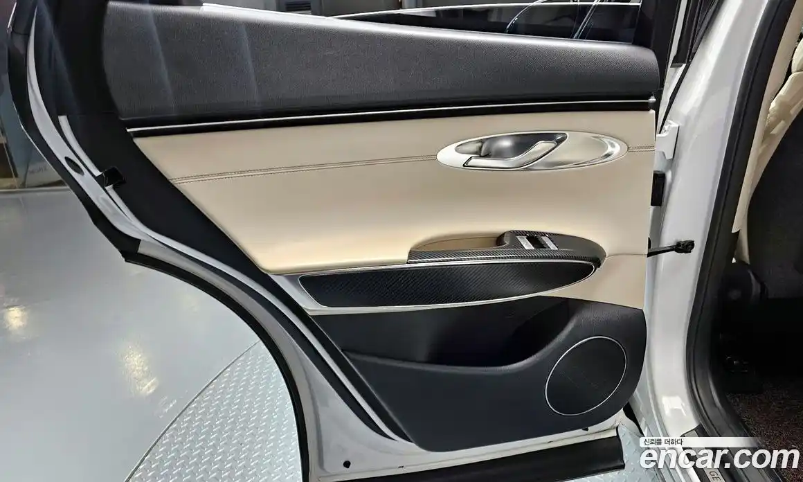 Genesis GV70 2021 2.2 автомат (гидро), фото 15