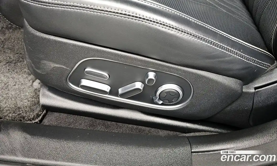 Genesis G90 2022 3.5 автомат (гидро), фото 31