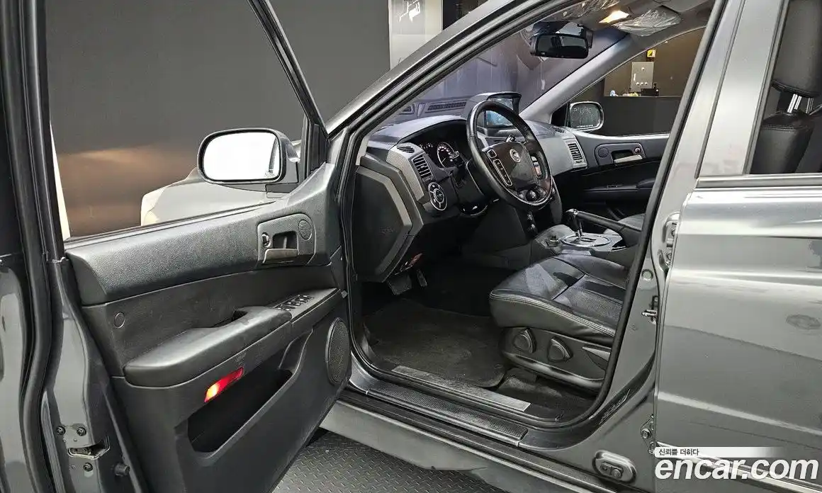 SsangYong Korando 2014 2.0 автомат (гидро), фото 13