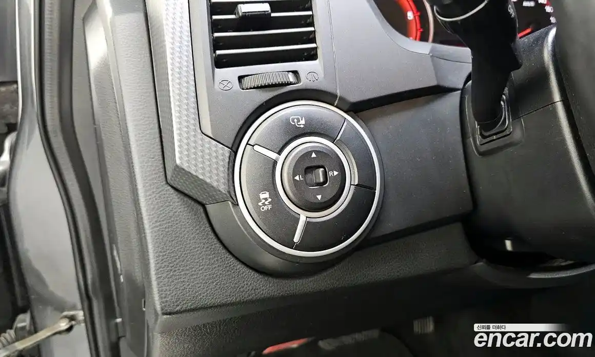 SsangYong Korando 2014 2.0 автомат (гидро), фото 25