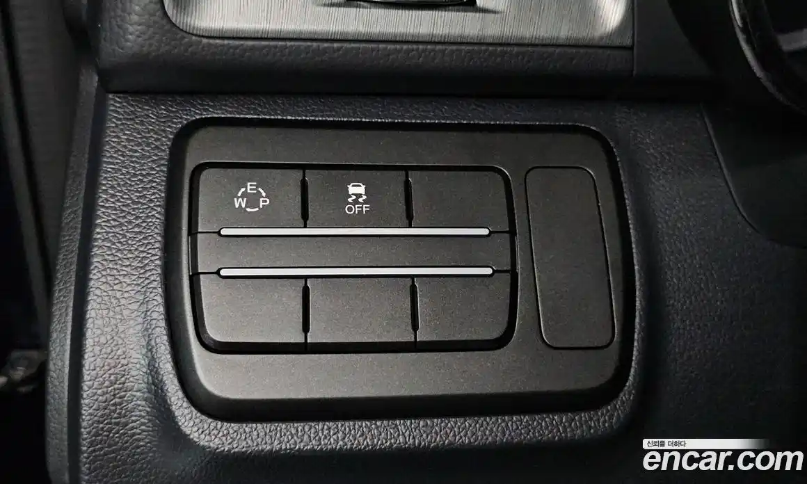 SsangYong TIBOLI 2017 1.6 автомат (гидро), фото 18