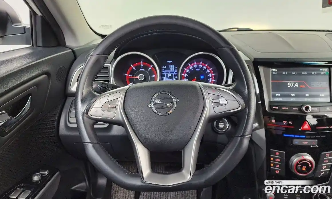 SsangYong TIBOLI 2015 1.6 автомат (гидро), фото 19
