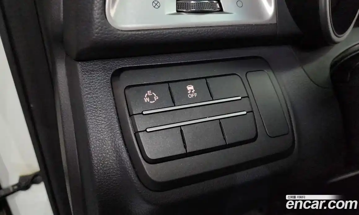 SsangYong TIBOLI 2015 1.6 автомат (гидро), фото 27
