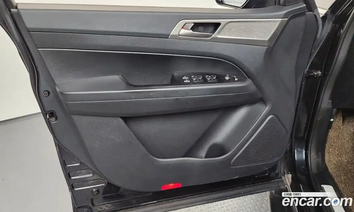SsangYong Rexton 2019 2.2 автомат (гидро), фото 14