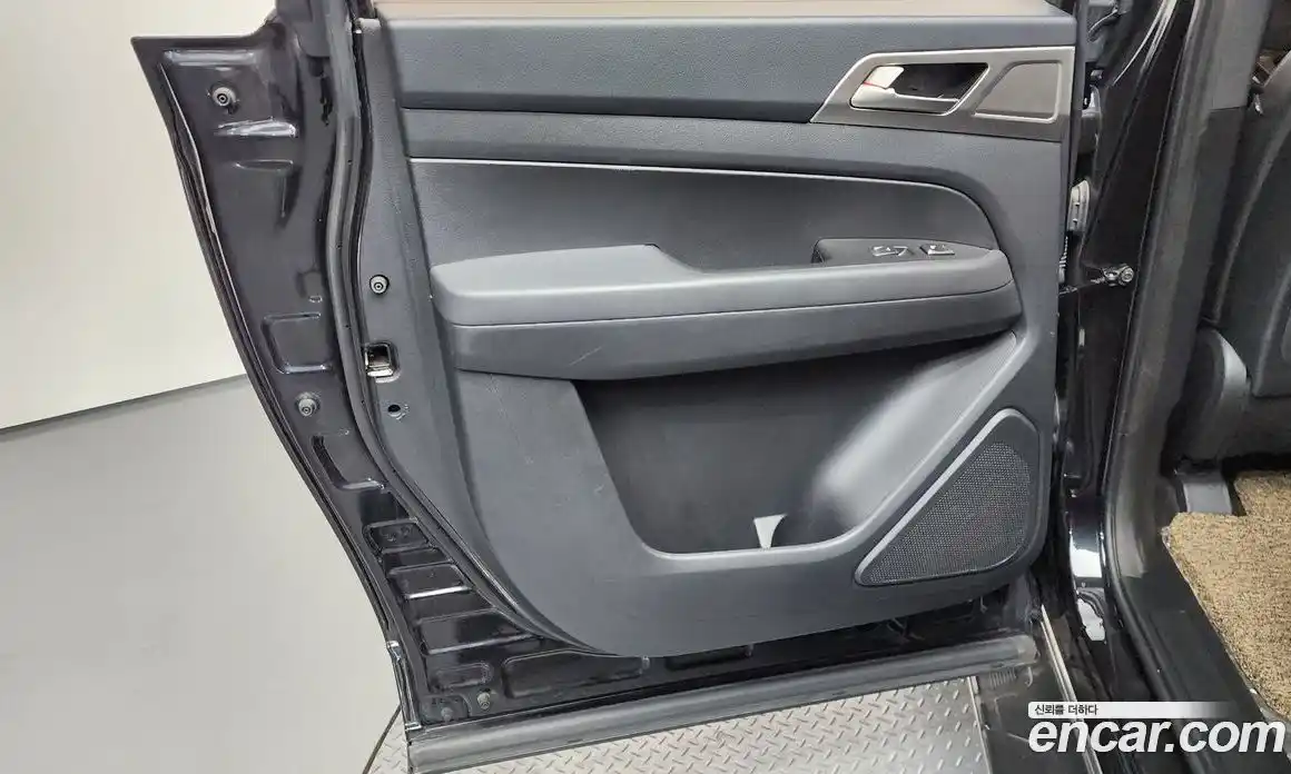 SsangYong Rexton 2019 2.2 автомат (гидро), фото 15