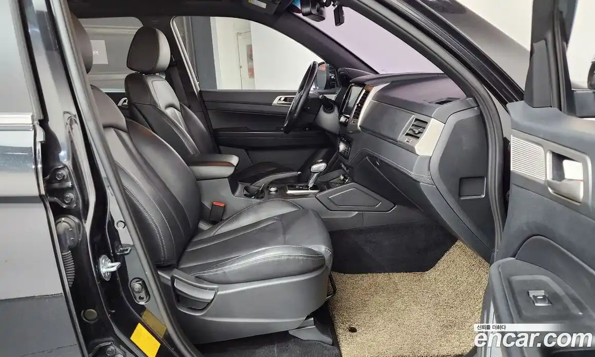 SsangYong Rexton 2019 2.2 автомат (гидро), фото 16