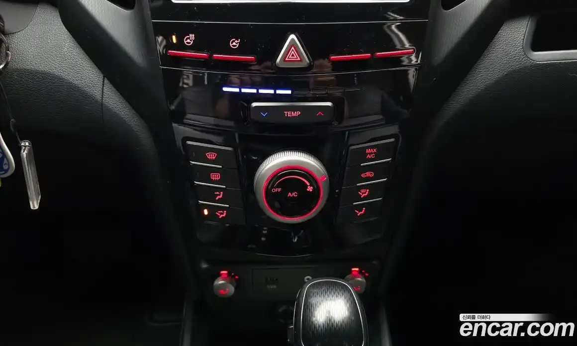 SsangYong TIBOLI 2018 1.6 автомат (гидро), фото 16