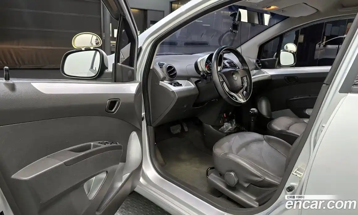 Chevrolet Spark 2014 1.0 автомат (гидро), фото 10