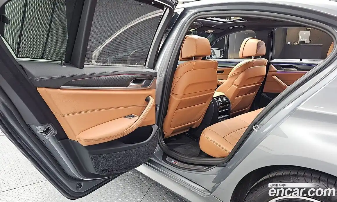 BMW 5 серия 2022 2.0 автомат (гидро), фото 18