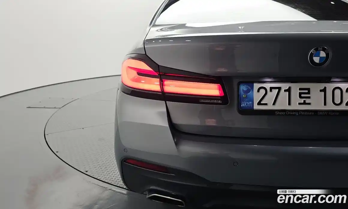 BMW 5 серия 2022 2.0 автомат (гидро), фото 9