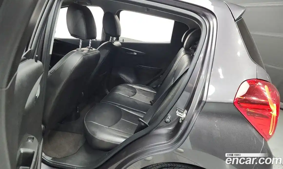 Chevrolet Spark 2016 1.0 автомат (гидро), фото 12