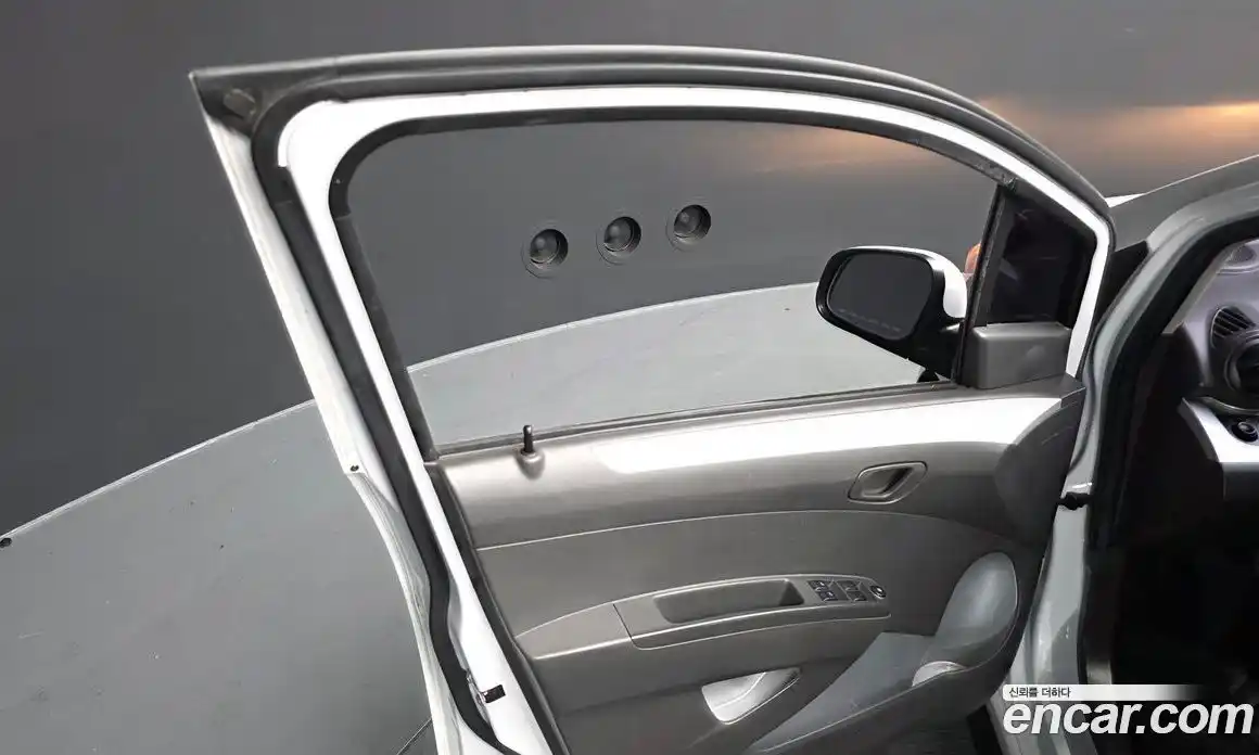 Chevrolet Spark 2012 1.0 автомат (гидро), фото 14